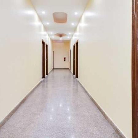 Hotel O Jas Inn Near Star Mall Gurgaon Bagian luar foto